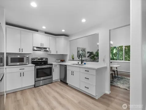 14601 NE 50th Place Bellevue WA 98007