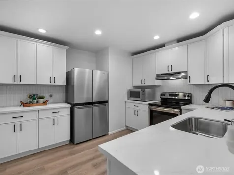 14601 NE 50th Place Bellevue WA 98007