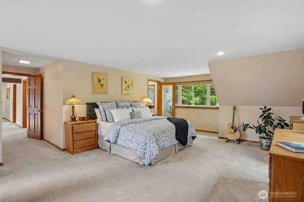 4902 Issaquah Pine Lake Road Sammamish WA 98029