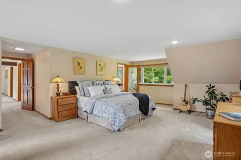 4902 Issaquah Pine Lake Road Sammamish WA 98029