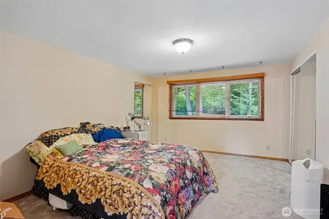 4902 Issaquah Pine Lake Road Sammamish WA 98029