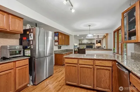 4902 Issaquah Pine Lake Road Sammamish WA 98029