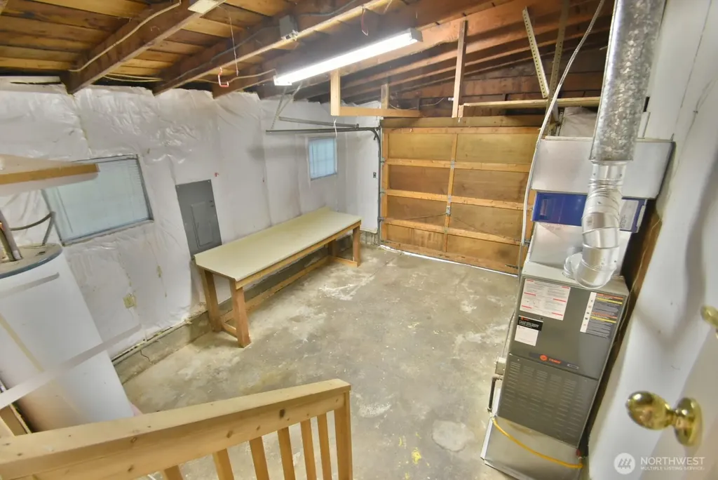 5522 NE 193rd Street Lake Forest Park WA 98155