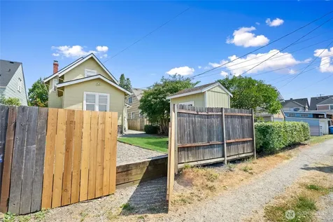 820 N Fife Street Tacoma WA 98406