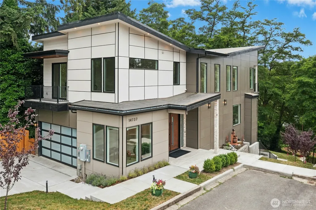 14737 56th Avenue S Tukwila WA 98168