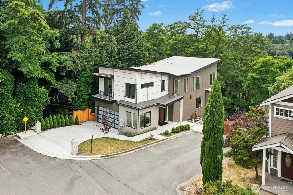 14737 56th Avenue S Tukwila WA 98168