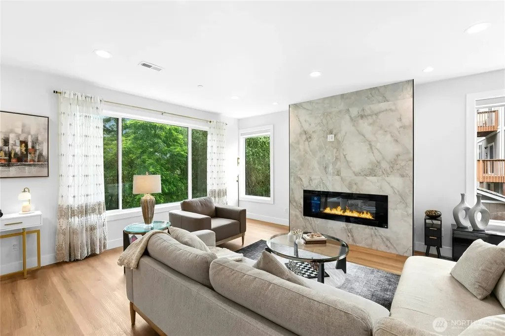 14737 56th Avenue S Tukwila WA 98168