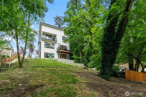 14737 56th Avenue S Tukwila WA 98168