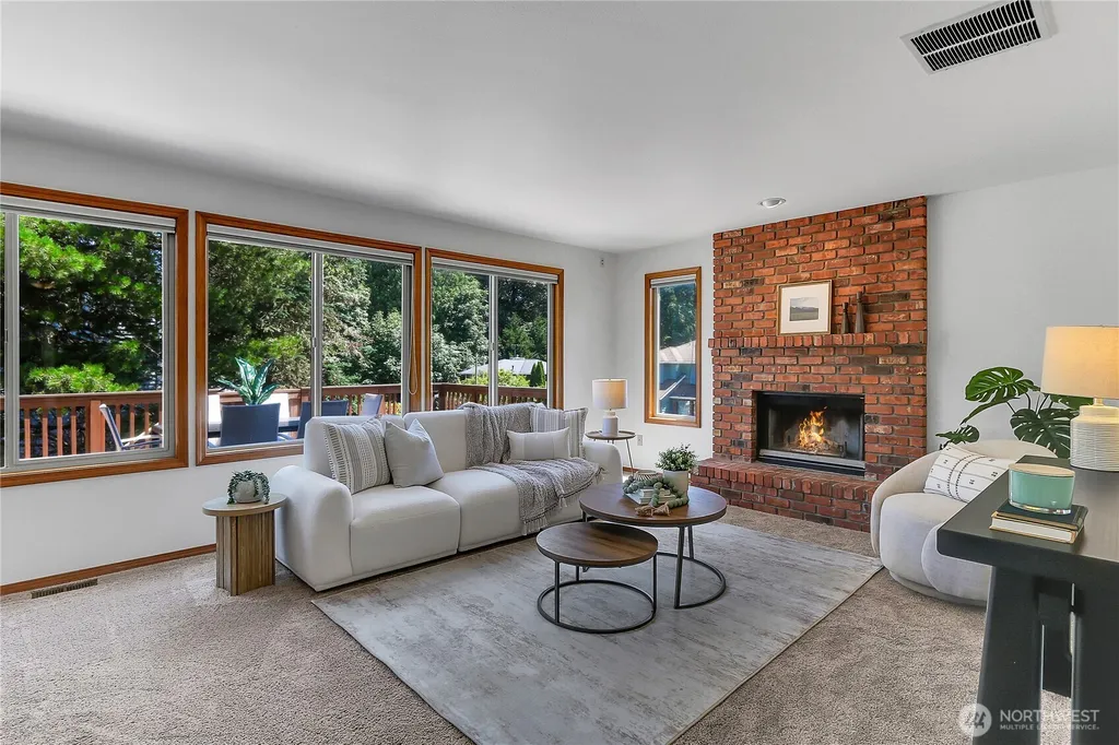 24115 26th Avenue SE Bothell WA 98021