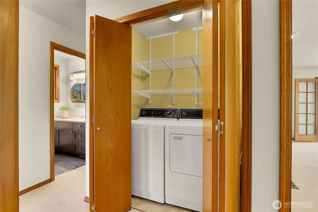 24115 26th Avenue SE Bothell WA 98021