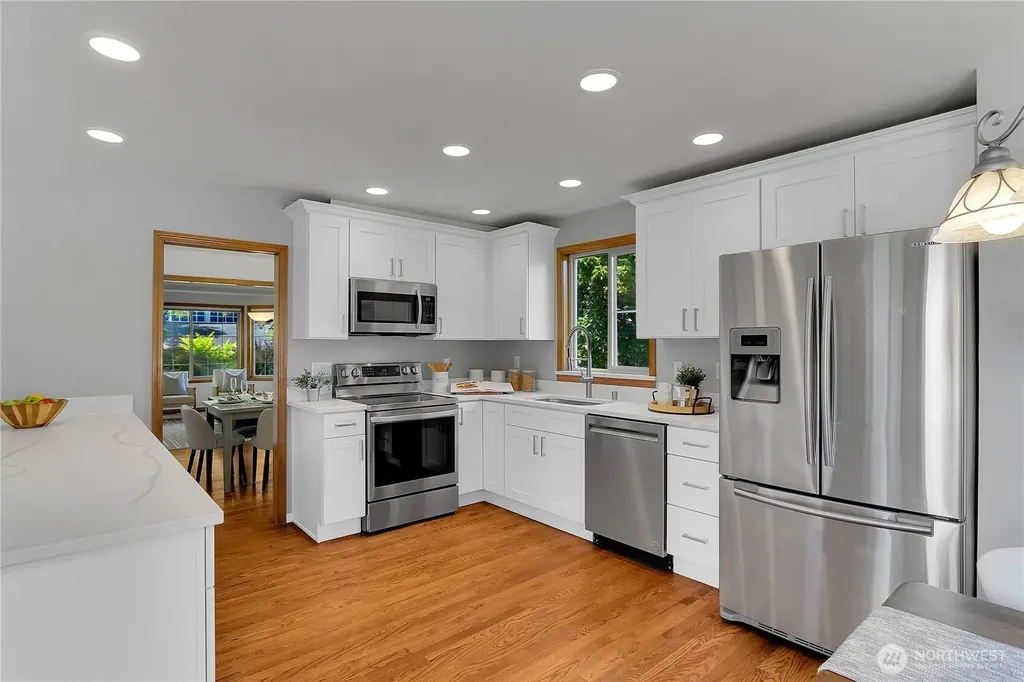 24115 26th Avenue SE Bothell WA 98021