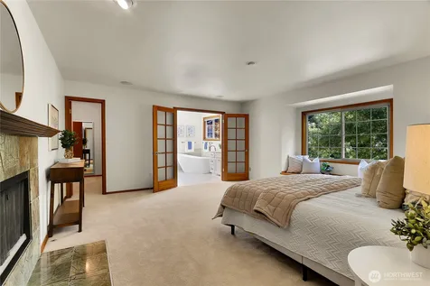 24115 26th Avenue SE Bothell WA 98021