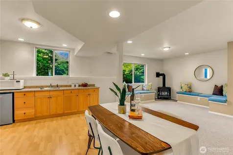 24115 26th Avenue SE Bothell WA 98021