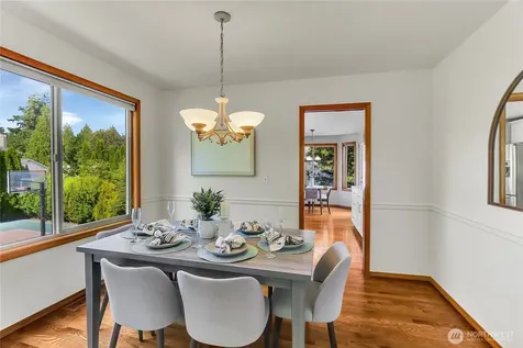 24115 26th Avenue SE Bothell WA 98021