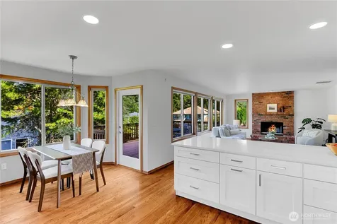 24115 26th Avenue SE Bothell WA 98021