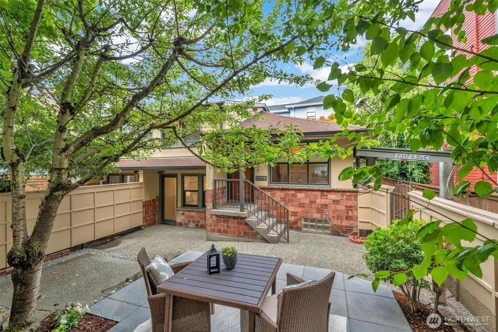 2315 Franklin Avenue E Seattle WA 98102