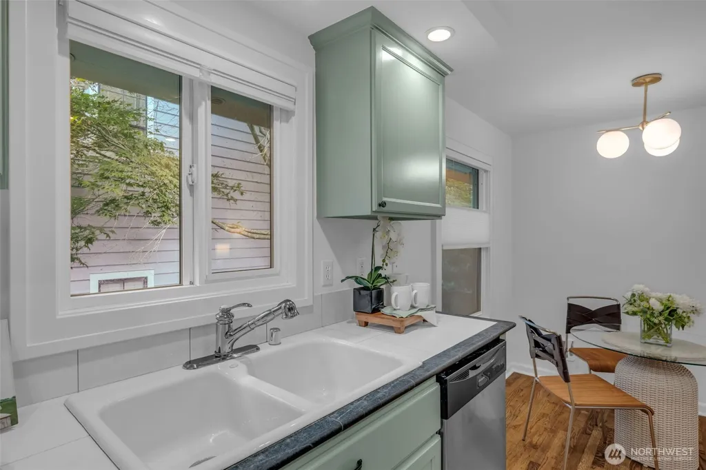 2315 Franklin Avenue E Seattle WA 98102