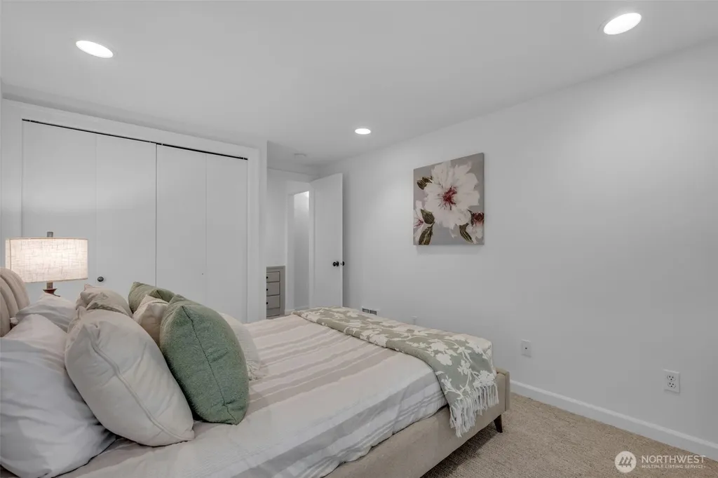 2315 Franklin Avenue E Seattle WA 98102