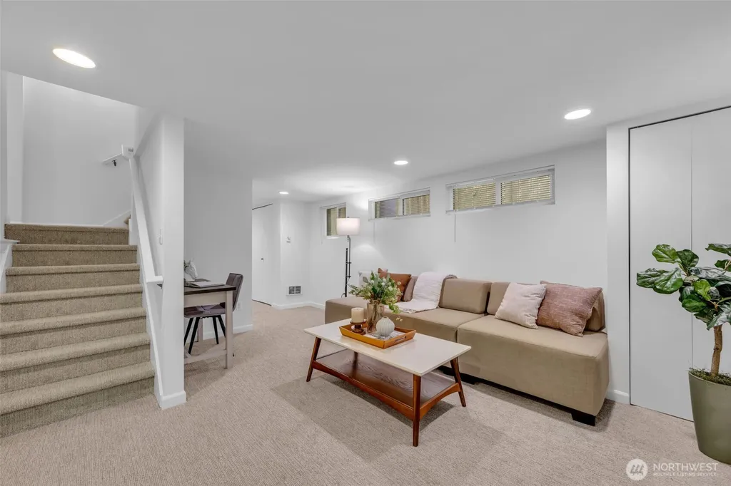 2315 Franklin Avenue E Seattle WA 98102