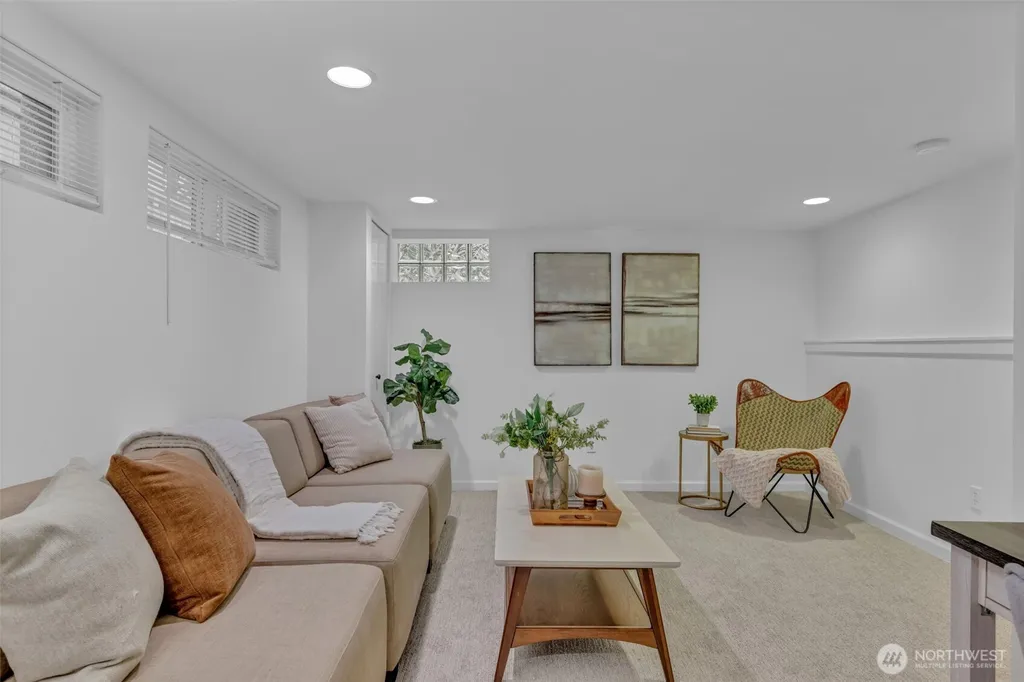 2315 Franklin Avenue E Seattle WA 98102