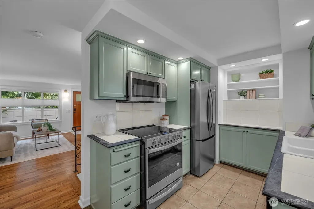 2315 Franklin Avenue E Seattle WA 98102