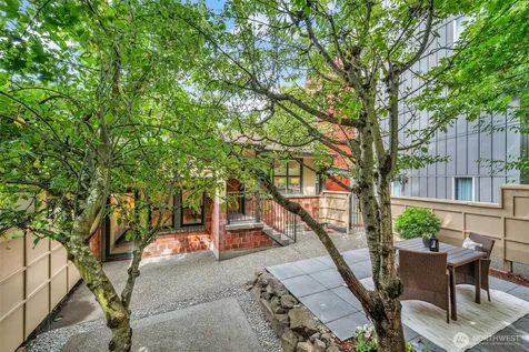 2315 Franklin Avenue E Seattle WA 98102