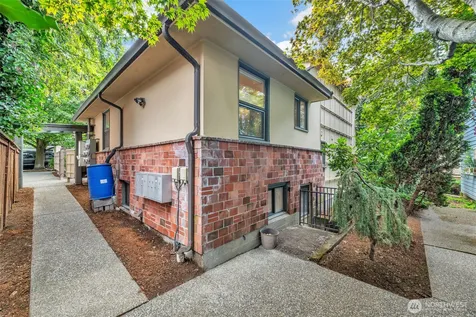2315 Franklin Avenue E Seattle WA 98102