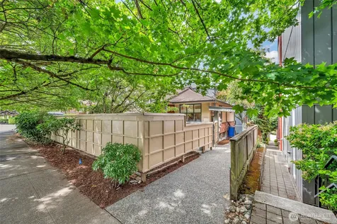 2315 Franklin Avenue E Seattle WA 98102