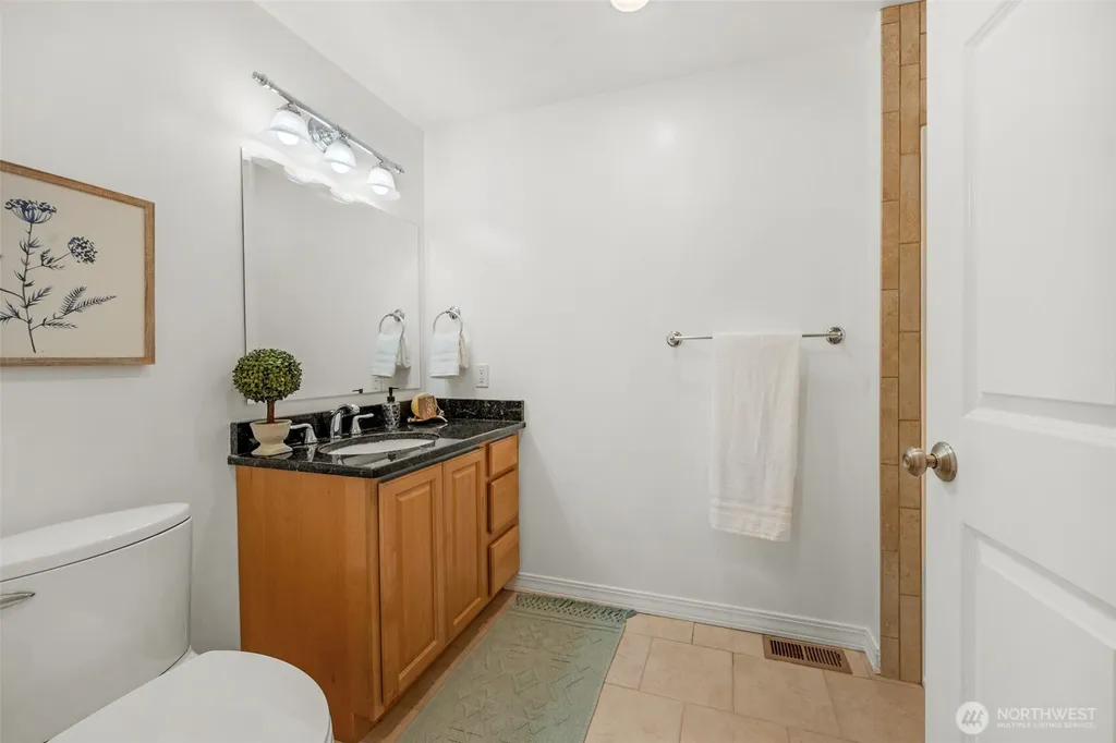 512 167th Ave NE Bellevue WA 98008