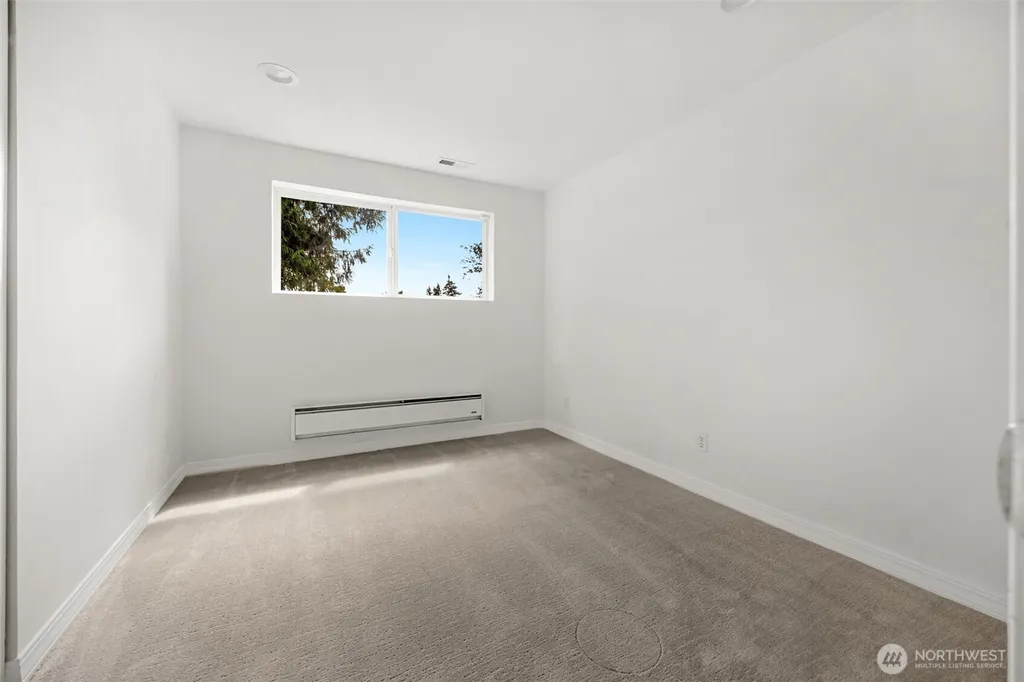 512 167th Ave NE Bellevue WA 98008