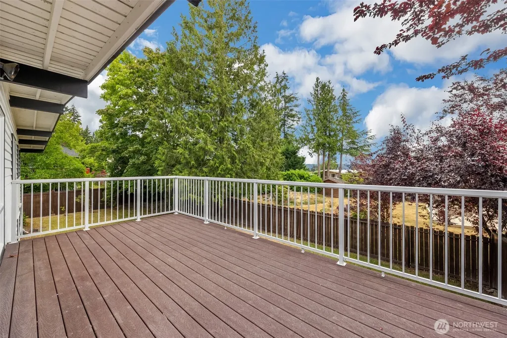 512 167th Ave NE Bellevue WA 98008
