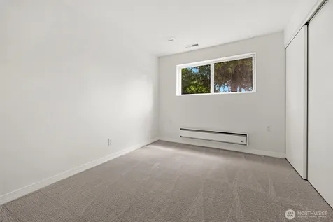 512 167th Ave NE Bellevue WA 98008