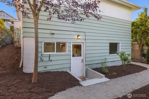 3318 20th Avenue S Seattle WA 98144