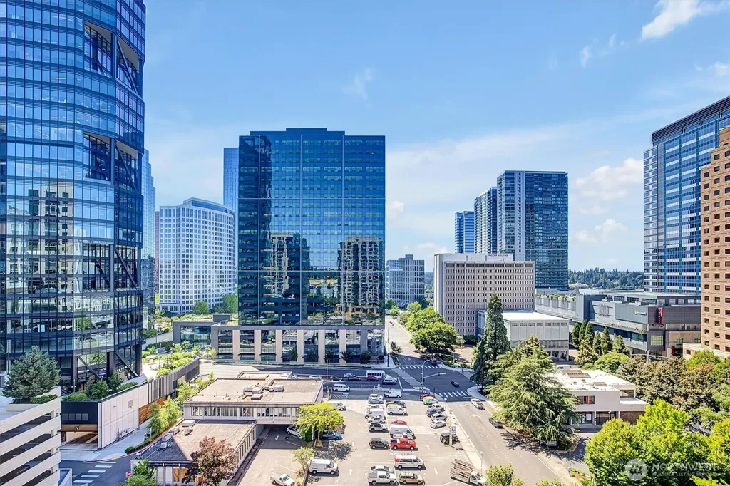 10610 NE 9th Place Bellevue WA 98004