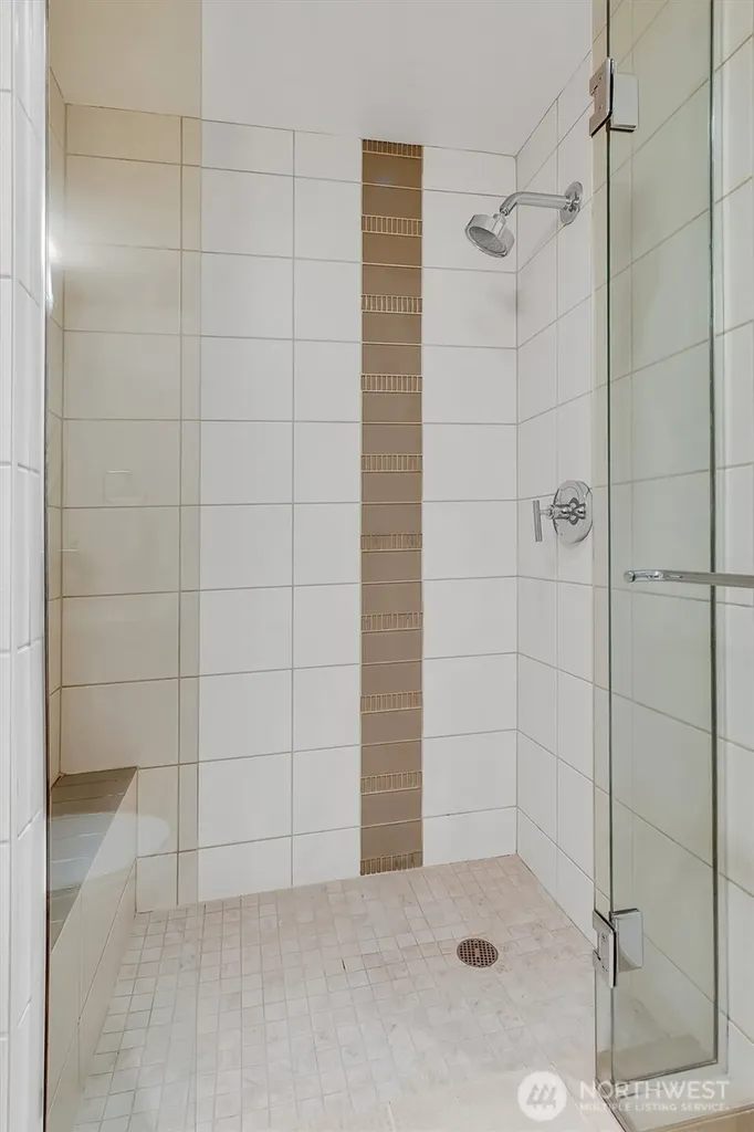 10610 NE 9th Place Bellevue WA 98004