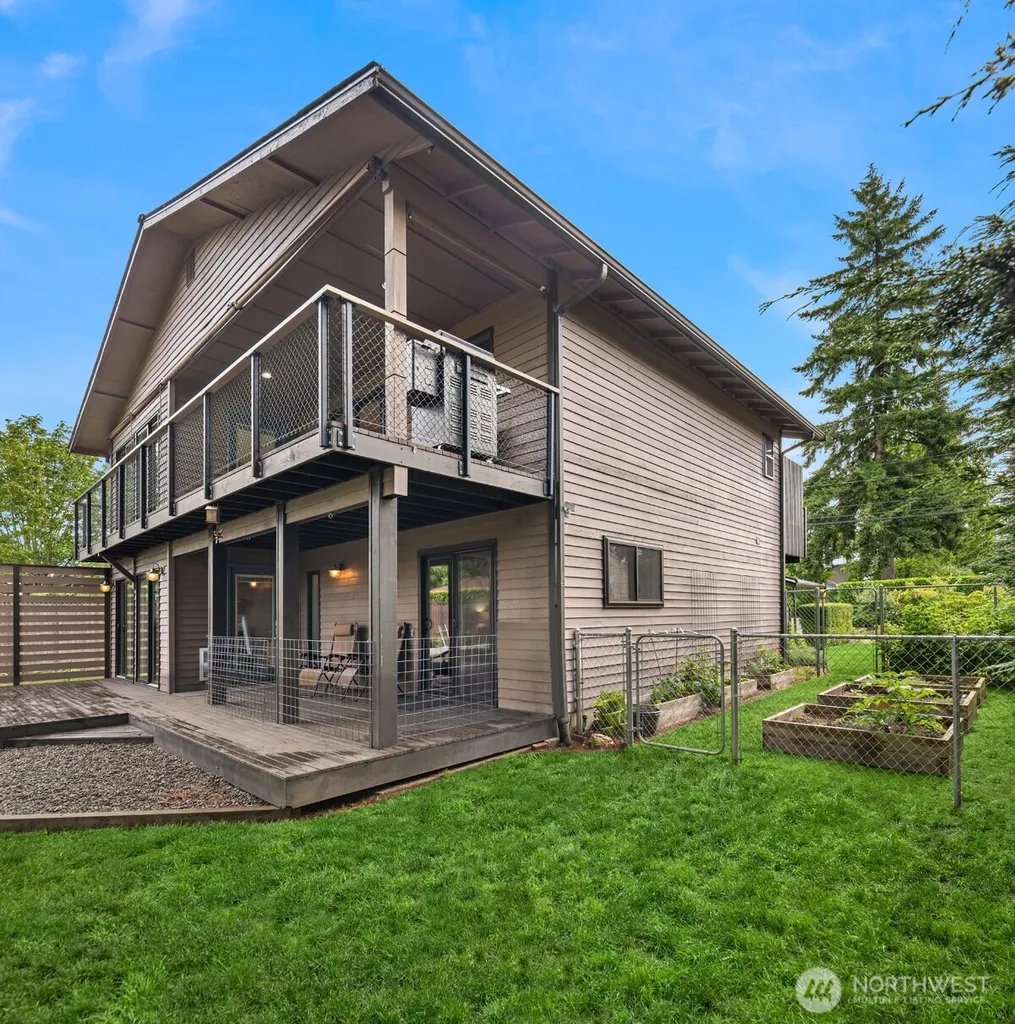 15417 21st Avenue SW Burien WA 98166