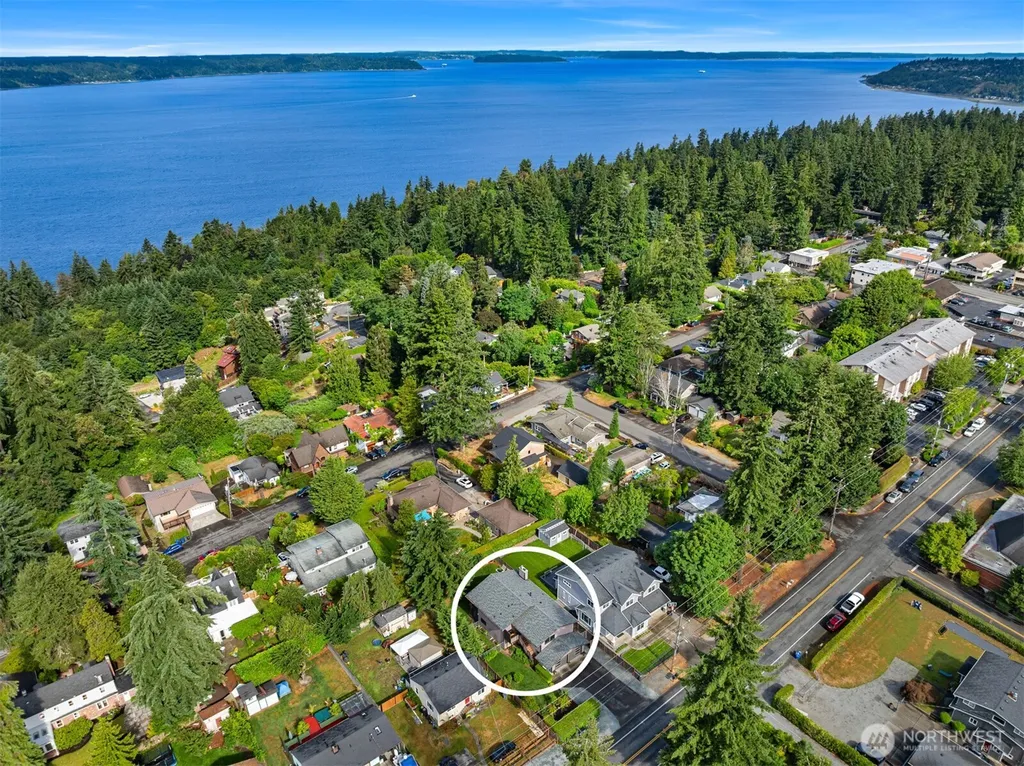 15417 21st Avenue SW Burien WA 98166