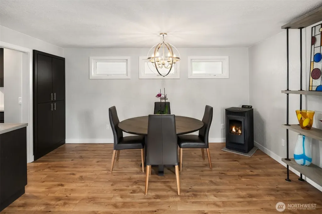 15417 21st Avenue SW Burien WA 98166