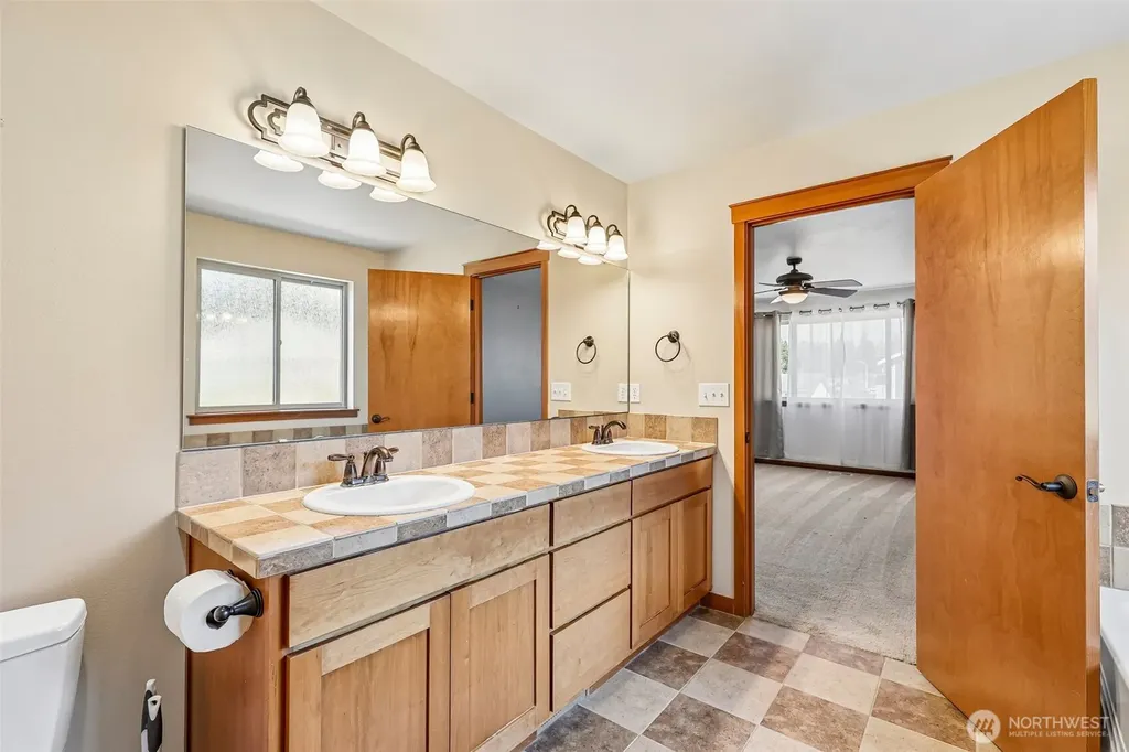 18915 42nd Drive NE Arlington WA 98223