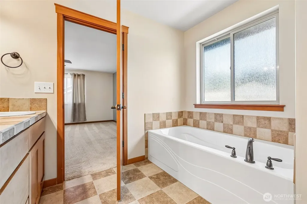 18915 42nd Drive NE Arlington WA 98223
