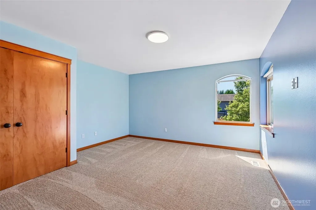 18915 42nd Drive NE Arlington WA 98223