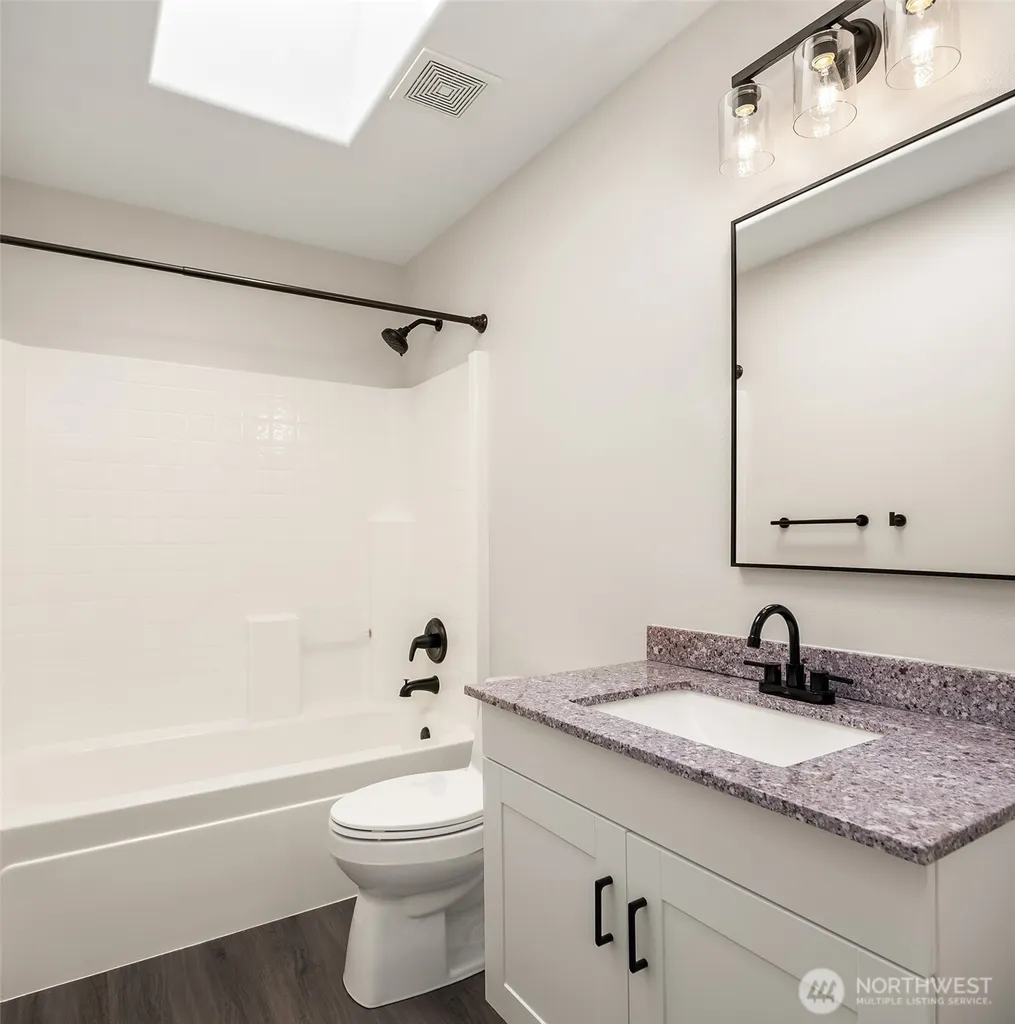 841 Admiralty Way Camano Island WA 98282