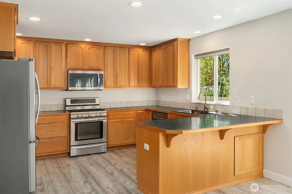 841 Admiralty Way Camano Island WA 98282