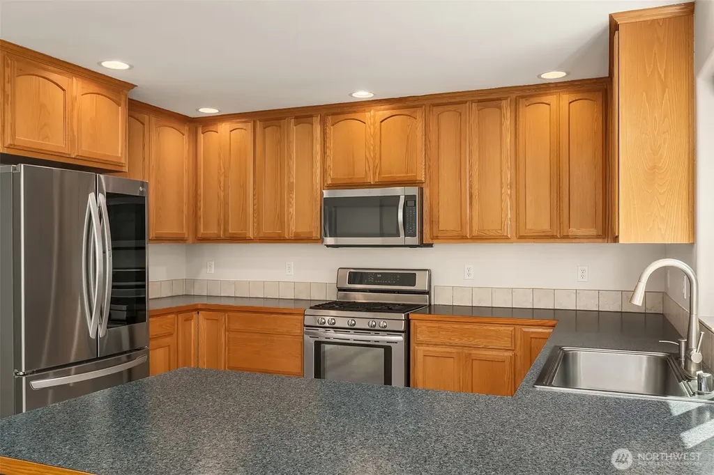 841 Admiralty Way Camano Island WA 98282