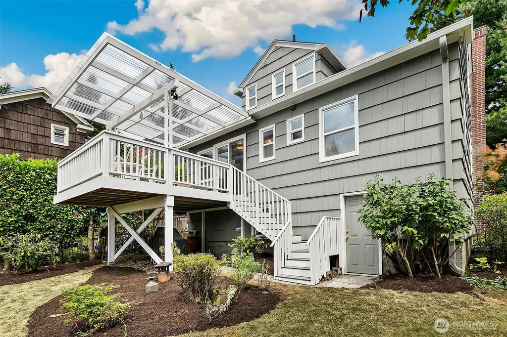 6249 30th Avenue NE Seattle WA 98115