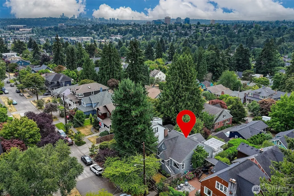 6249 30th Avenue NE Seattle WA 98115