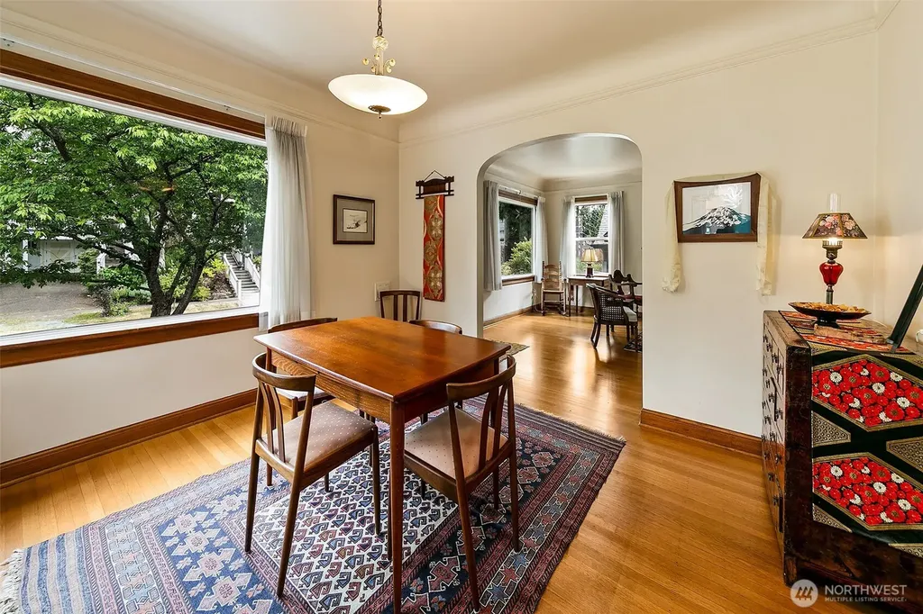 6249 30th Avenue NE Seattle WA 98115