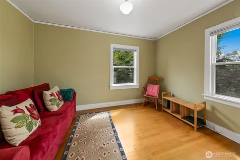 6249 30th Avenue NE Seattle WA 98115