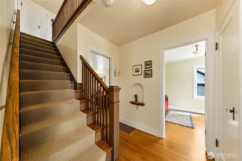 6249 30th Avenue NE Seattle WA 98115