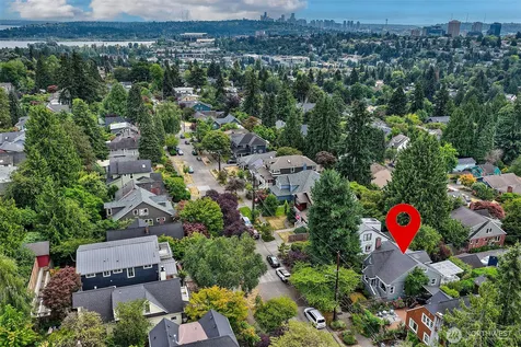 6249 30th Avenue NE Seattle WA 98115